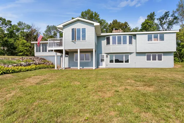 12020 Tilton TRL N, Rogers, MN 55374