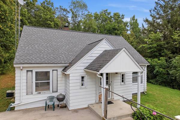 1109 S 2nd ST, Alma, WI 54610