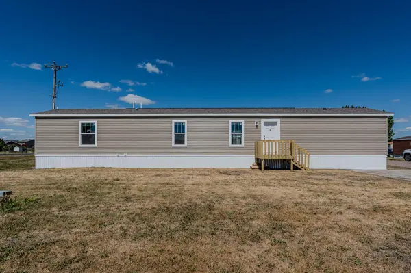 216 8th ST NW, Dilworth, MN 56529