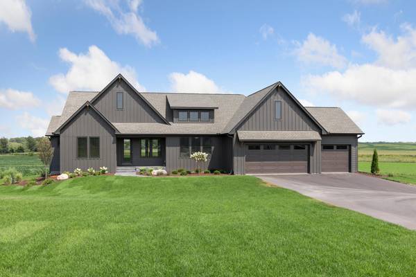 140 Kongen CT, Hudson, WI 54016