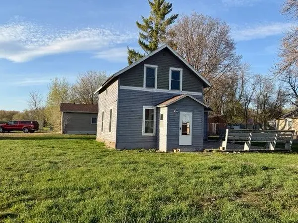 101 5th AVE E, Lisbon, ND 58054