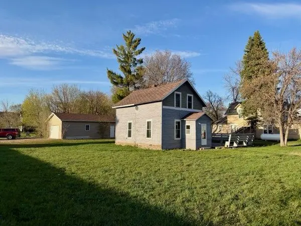 101 5th AVE E, Lisbon, ND 58054