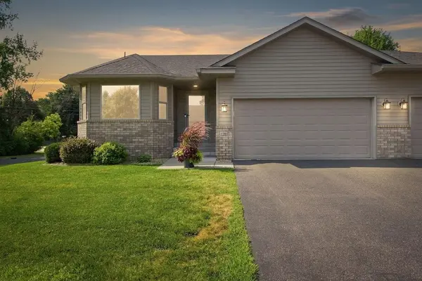 1501 Comstock LN N, Plymouth, MN 55447