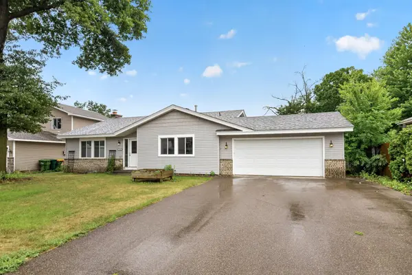 710 129th AVE NE, Blaine, MN 55434