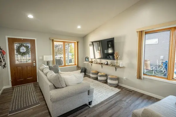 1105 Southwood DR, Dilworth, MN 56529