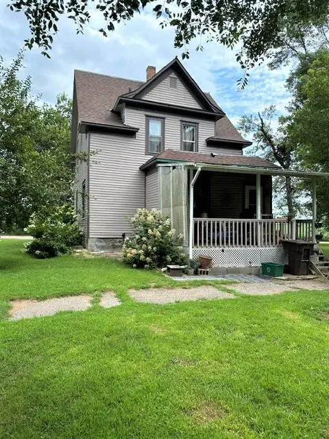 412 S 4th ST, Milan, MN 56262
