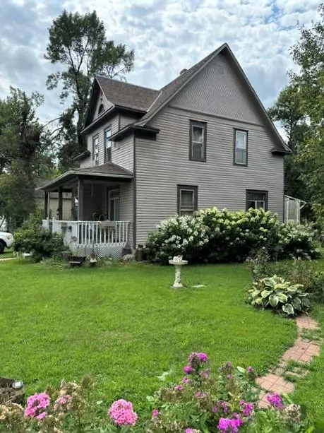 412 S 4th ST, Milan, MN 56262