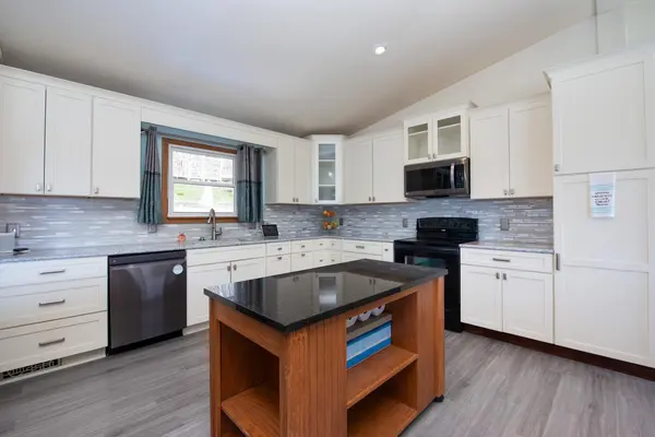 492 Marvin BLVD, North Mankato, MN 56003