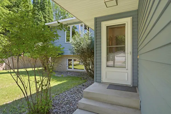 1515 32nd AVE SW, Cambridge, MN 55008