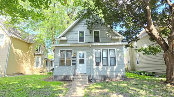 1094 Albemarle ST, Saint Paul, MN 55117