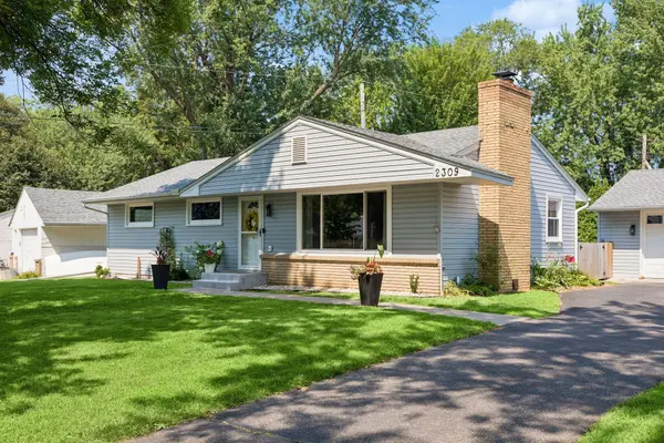 2309 Dorothy AVE, White Bear Lake, MN 55110
