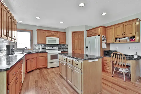 19710 Hunters RDG, Corcoran, MN 55374