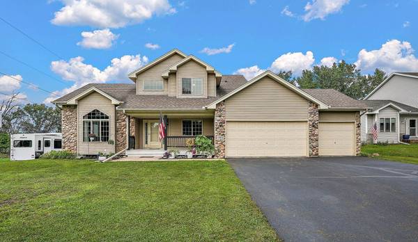17872 Tyler ST NW, Elk River, MN 55330
