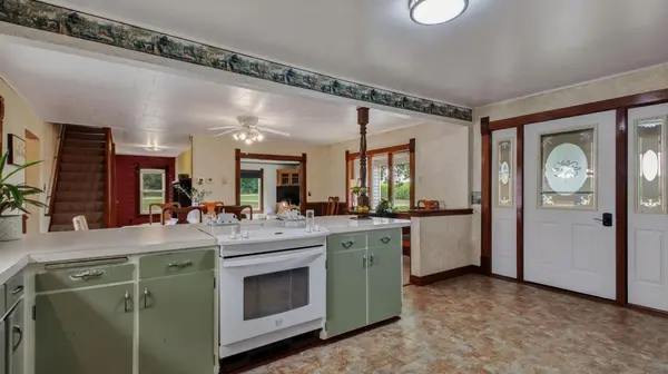 N8481 Kleba RD, Hixton, WI 54635