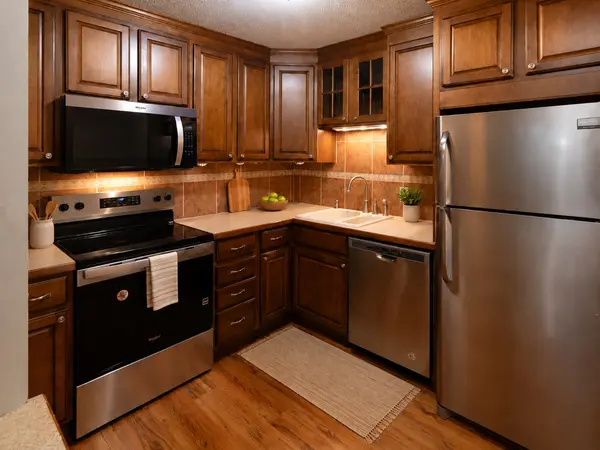 5643 Green Circle DR #207, Minnetonka, MN 55343