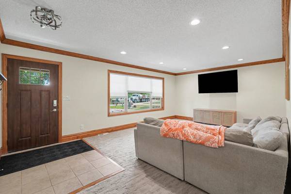 6096 Birch RD, Prior Lake, MN 55372