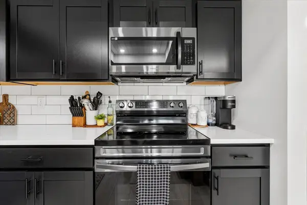 601 Shoreacres DR #107, Fairmont, MN 56031