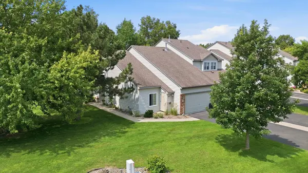 2501 Lockwood DR #60, Mendota Heights, MN 55120