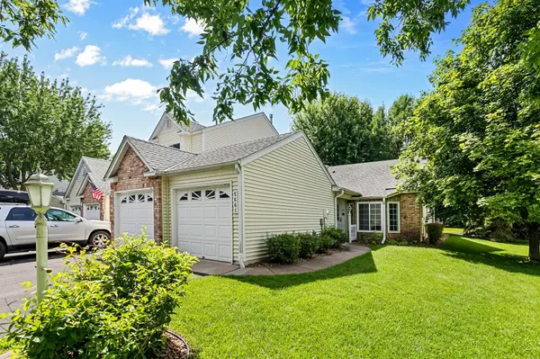 5661 Donegal CT, Shoreview, MN 55126