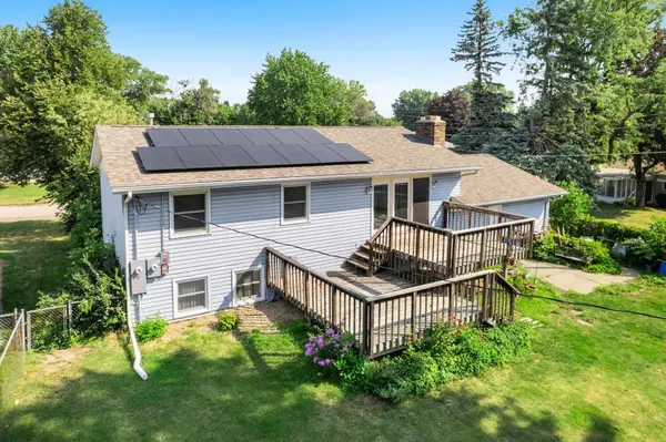 168 Linden CIR, Apple Valley, MN 55124