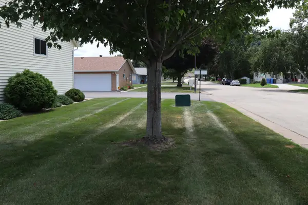 1304 Mcnally DR #A, Winona, MN 55987