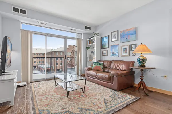 2600 University SE #319, Minneapolis, MN 55414