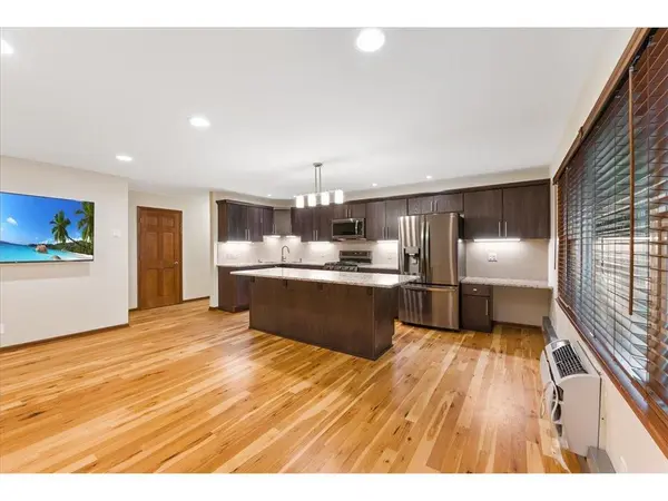401 Ridgewood AVE #104, Minneapolis, MN 55403