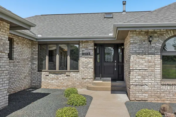 8583 Bower PATH, Inver Grove Heights, MN 55076