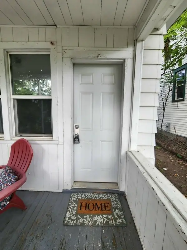 1274 Edgerton ST, Saint Paul, MN 55130