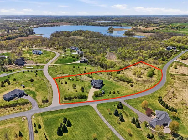 5737 Raven Point RD, Prior Lake, MN 55372