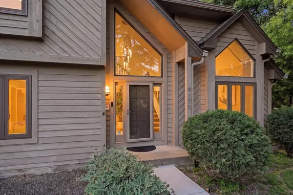 6170 Dallas LN N, Plymouth, MN 55446