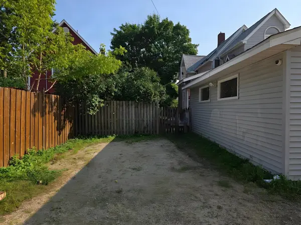 806 E 36th ST, Minneapolis, MN 55407