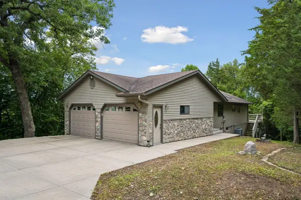 15704 109th ST NW, South Haven, MN 55382