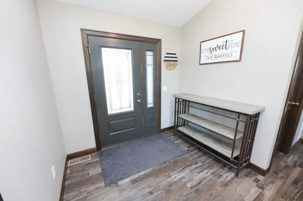 5113 Patriot CT NE, Alexandria, MN 56308