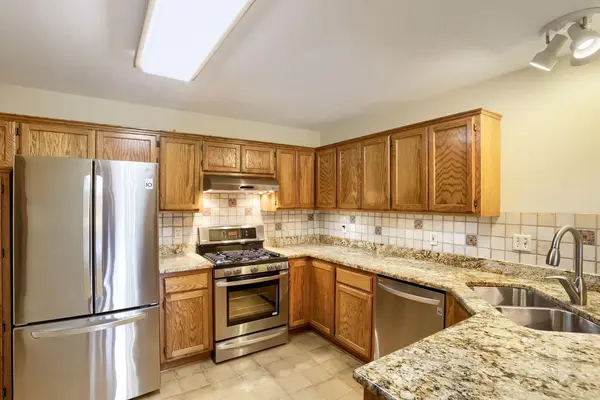 1896 Beebe RD, Maplewood, MN 55109