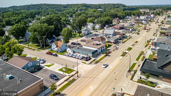 903 Broadway AVE N, Rochester, MN 55906