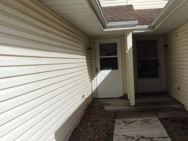 2932 67th LN N, Brooklyn Center, MN 55430