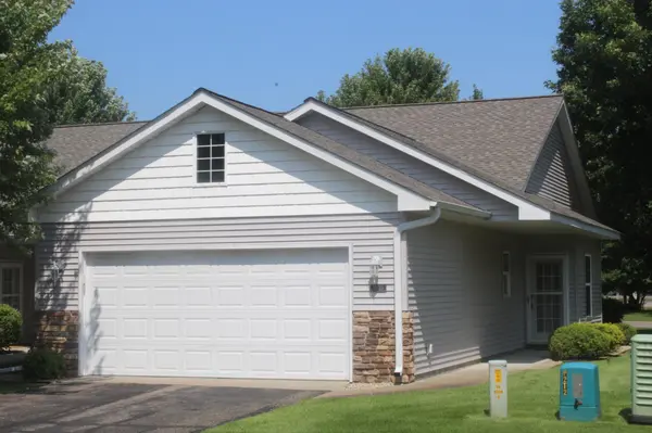 11735 Spruce DR, Monticello, MN 55362