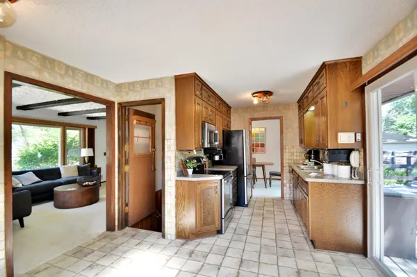 5526 Unity AVE N, Crystal, MN 55429