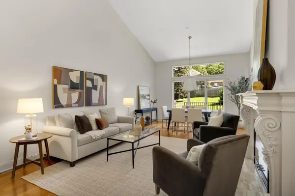 6277 Sequoia CIR, Eden Prairie, MN 55346