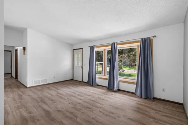 11601 Georgia AVE N, Champlin, MN 55316