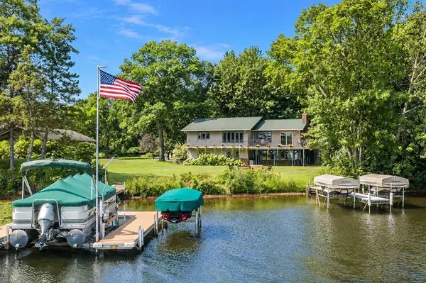 22584 Beach RD, Deerwood, MN 56444