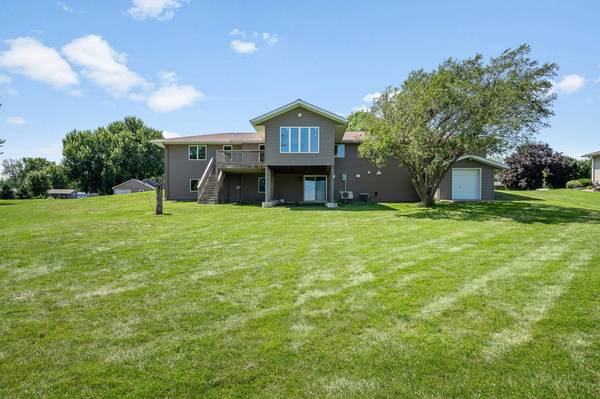 326 Fox Lake AVE, Sherburn, MN 56171
