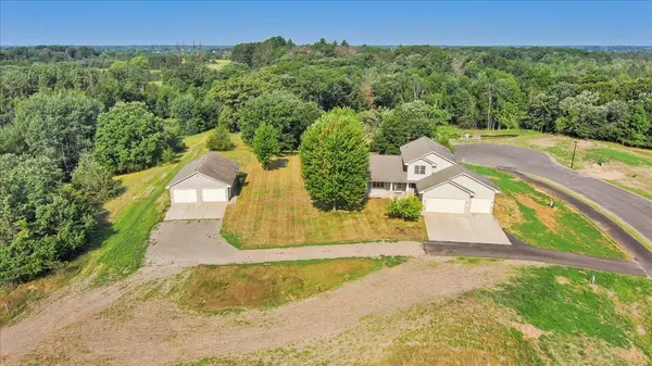 13480 217th AVE NW, Elk River, MN 55330