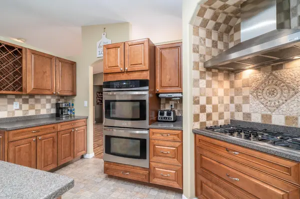 529 Cedar LN, Crookston, MN 56716