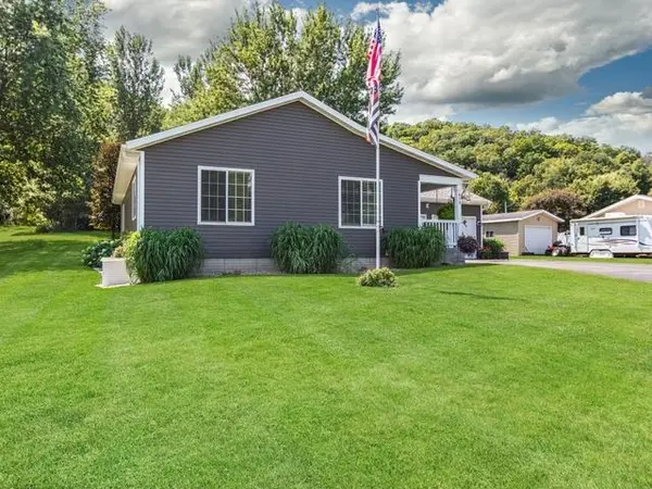 413 Cherry AVE W, Plum City, WI 54761