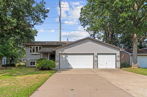 2624 94th AVE N, Brooklyn Park, MN 55444