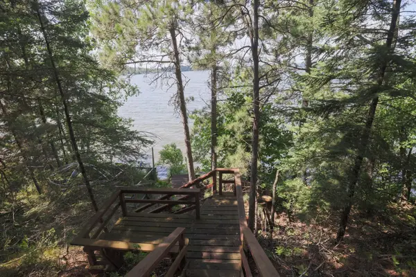 7972 Ruttger RD, Pequot Lakes, MN 56472