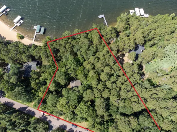7972 Ruttger RD, Pequot Lakes, MN 56472