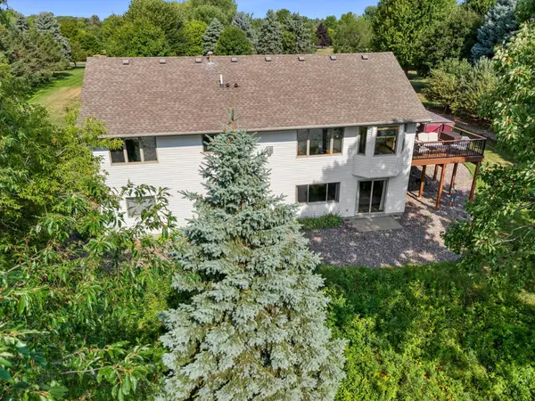 27321 Isle DR, Chisago City, MN 55013